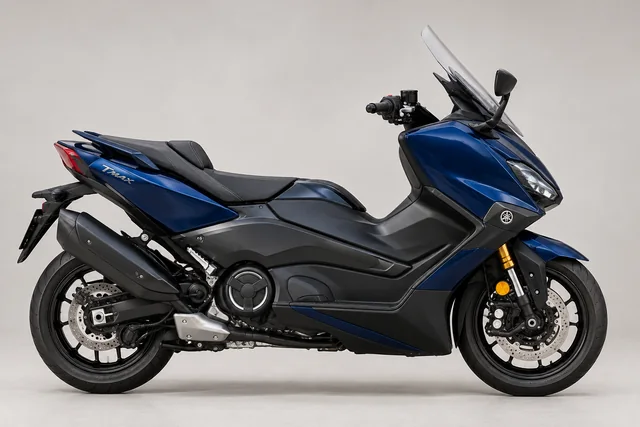 Yamaha TMAX 560 в профиль